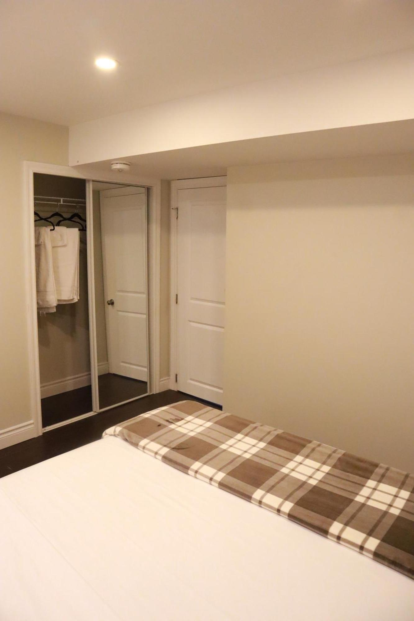 Stunning Furnished 2Bedroom/2Washroom Apartment Brampton Exterior foto