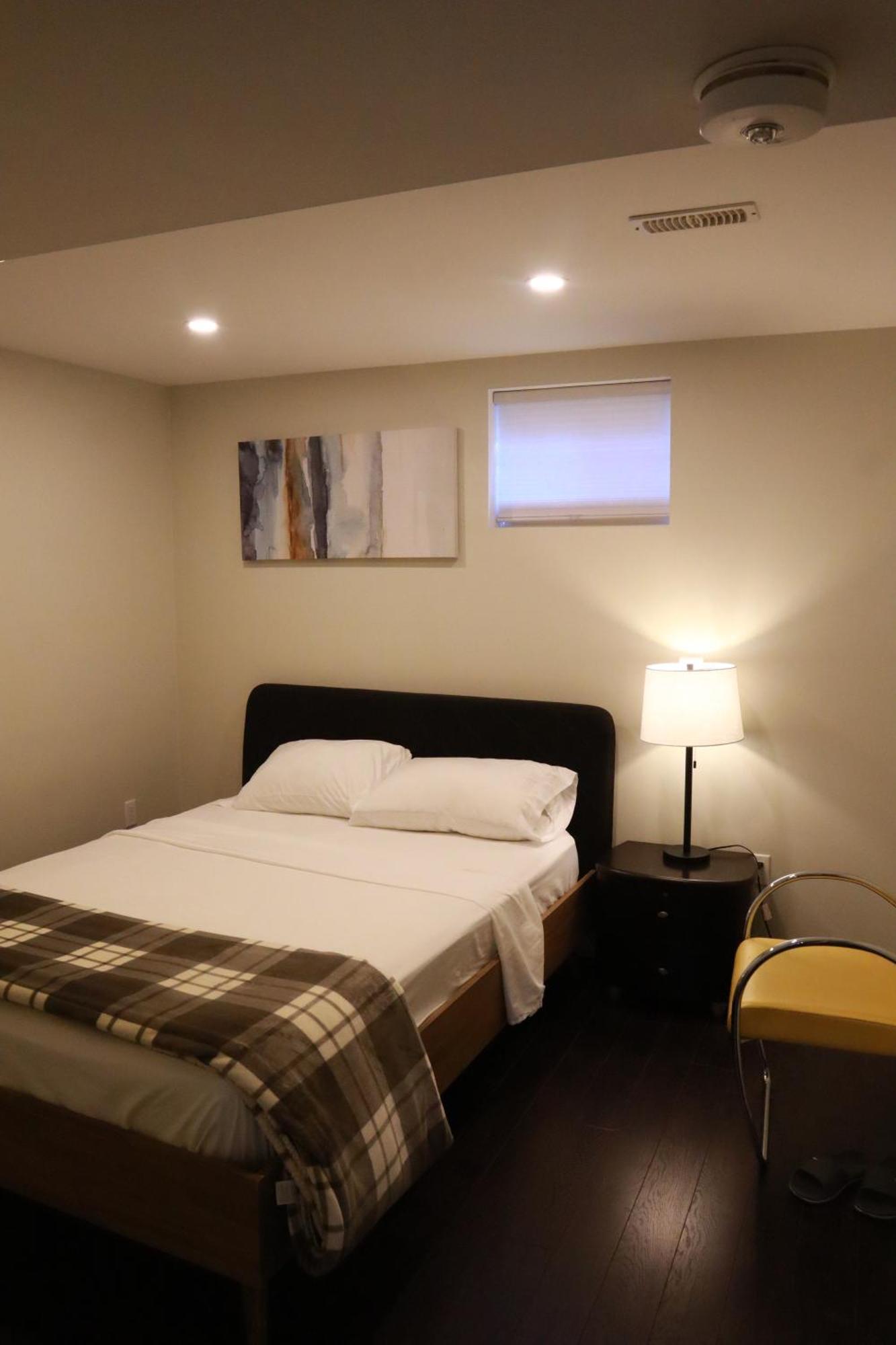 Stunning Furnished 2Bedroom/2Washroom Apartment Brampton Exterior foto