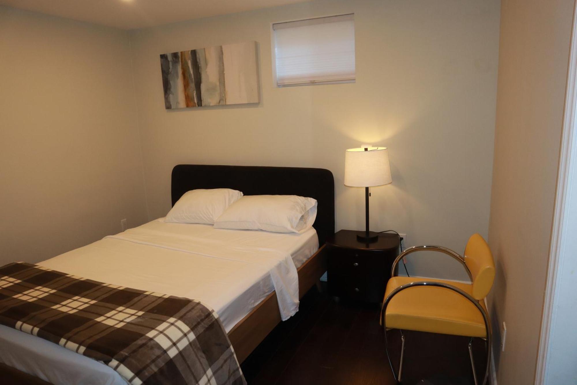 Stunning Furnished 2Bedroom/2Washroom Apartment Brampton Exterior foto