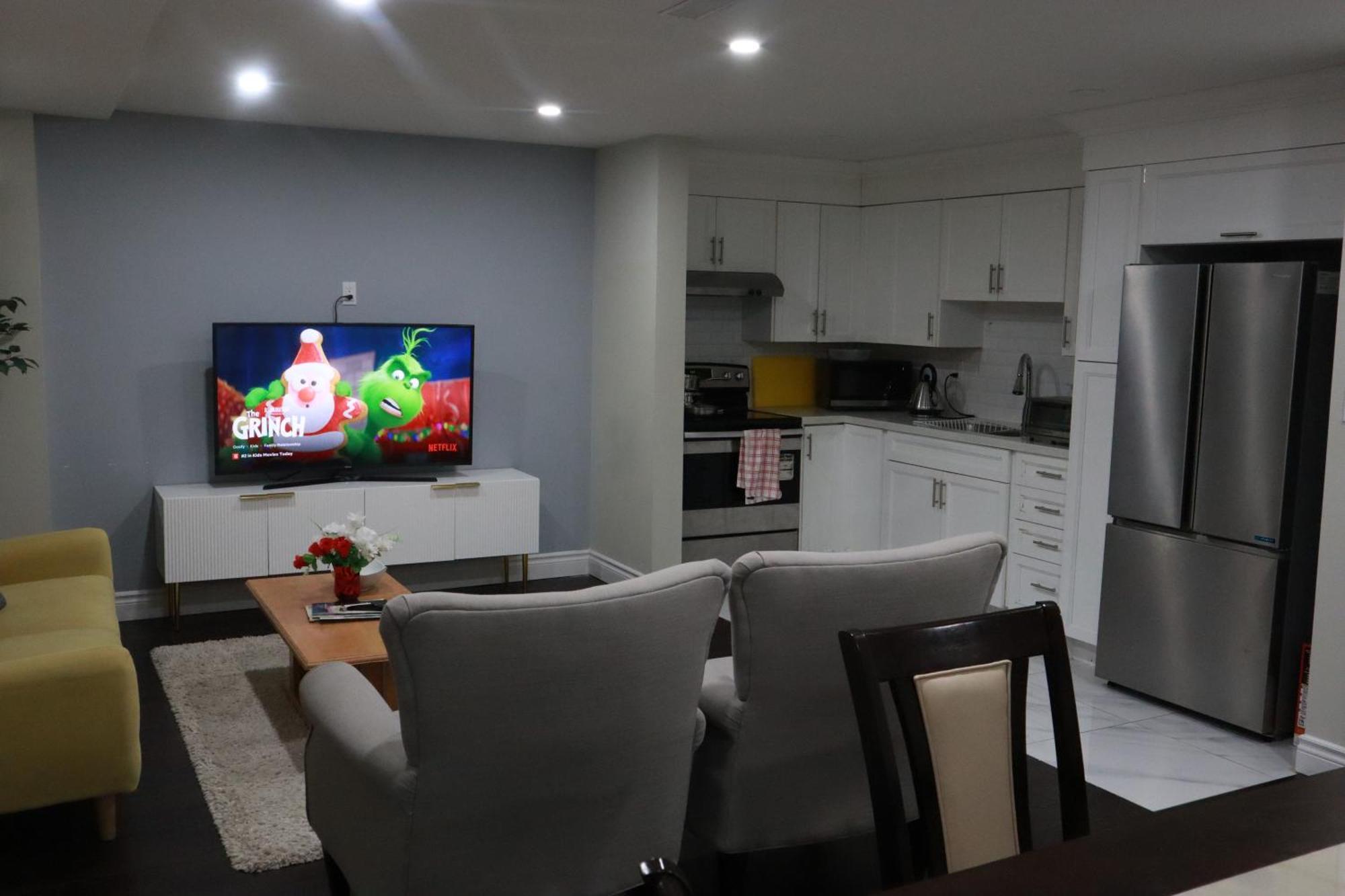 Stunning Furnished 2Bedroom/2Washroom Apartment Brampton Exterior foto