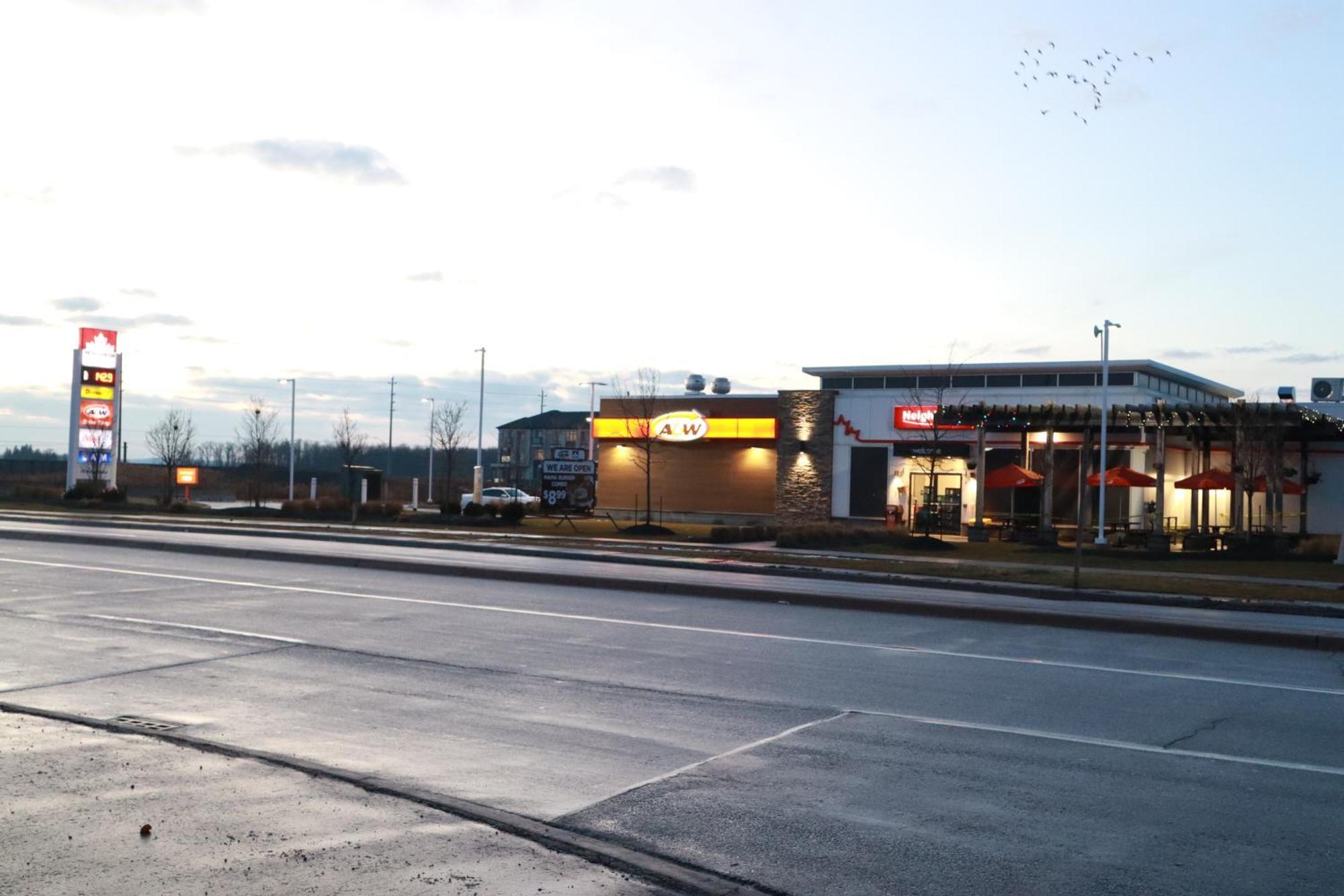Stunning Furnished 2Bedroom/2Washroom Apartment Brampton Exterior foto