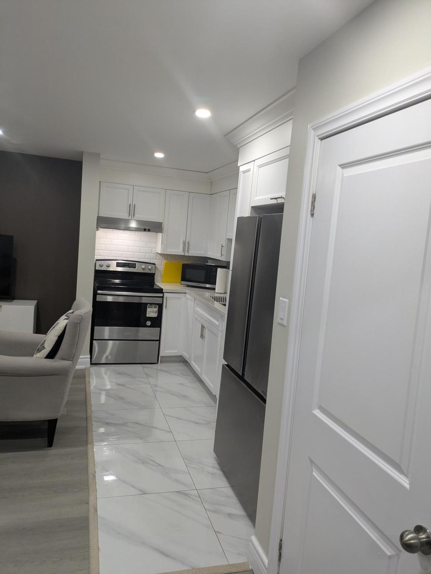 Stunning Furnished 2Bedroom/2Washroom Apartment Brampton Exterior foto